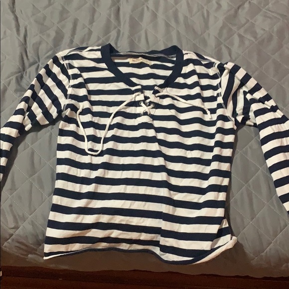 Cropped long sleeve shirt - Picture 1 of 2